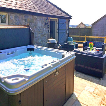 Shiningford Large Group Venue With Swimming Pool And Hot Tub